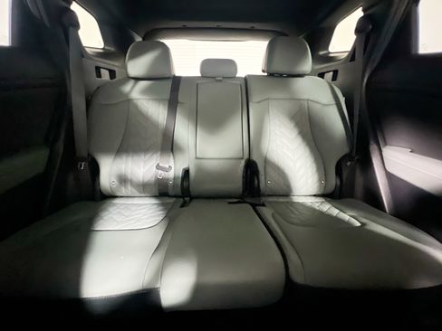 Used 2025 Kia Sportage X-Line w/ Premium Package image 33