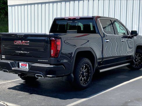 Used 2024 GMC Sierra 1500 Denali AWD/4WD image 11