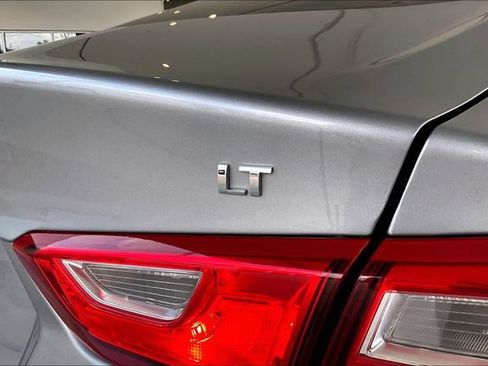 Used 2023 Chevrolet Malibu LT FWD image 22