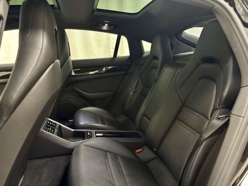Used 2018 Porsche Panamera 4 AWD/4WD image 21