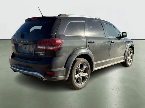 Used 2017 Dodge Journey Crossroad image 4