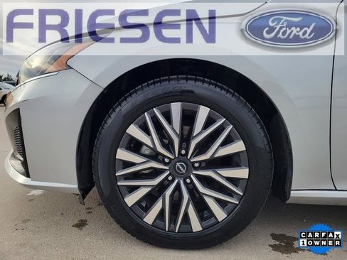 Used 2024 Nissan Altima 2.5 SV image 8