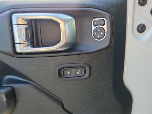 Certified 2019 Jeep Wrangler Unlimited Sport S image 17