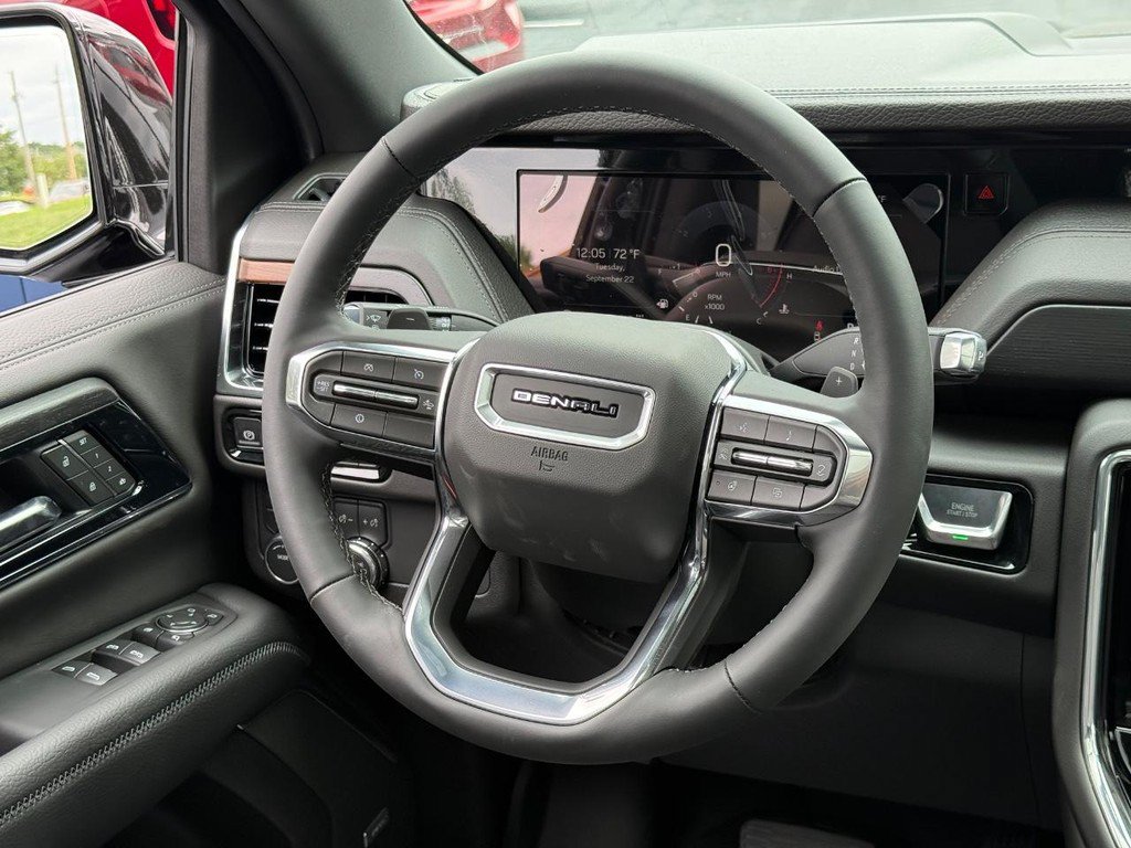 New 2026 GMC Yukon Denali w/ Sun & Power Step Package AWD/4WD image 8