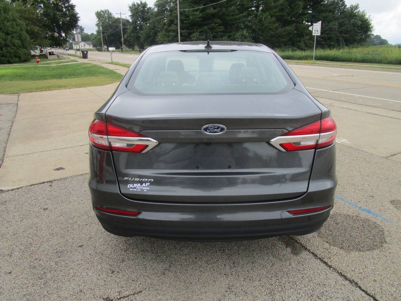Used 2020 Ford Fusion S FWD image 4