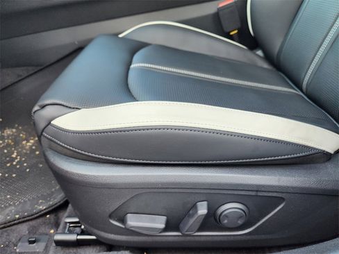 New 2026 Kia K5 GT-Line image 18