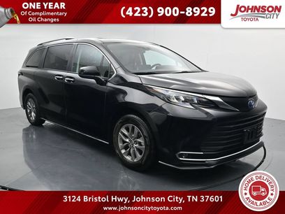 Used 2024 Toyota Sienna XLE