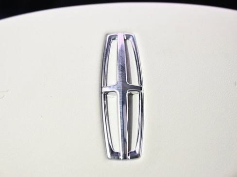 New 2026 Lincoln Aviator Black Label w/ Jet Appearance Package image 32