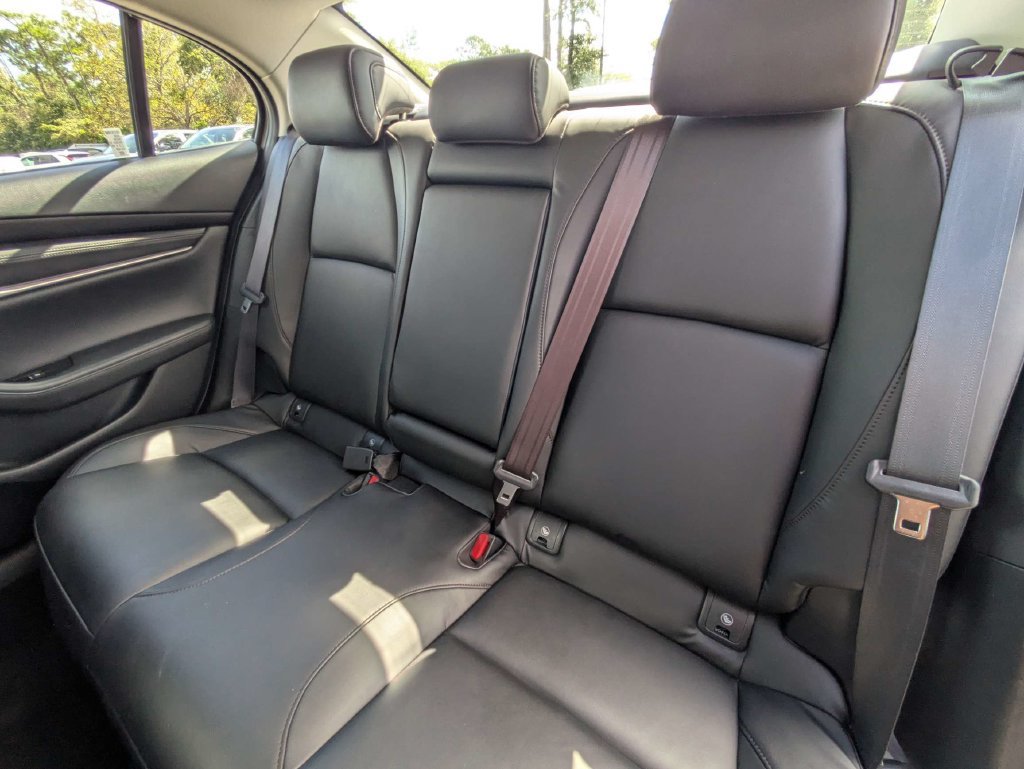 Used 2025 MAZDA MAZDA3 s FWD image 13