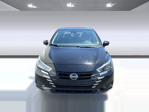 Used 2025 Nissan Versa SV FWD image 6