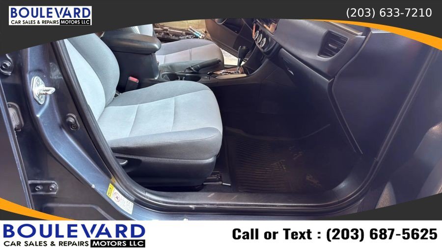 Used 2016 Toyota Corolla L FWD image 35