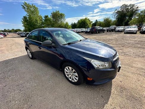 Used 2011 Chevrolet Cruze LS w/ Connectivity Package FWD image 49