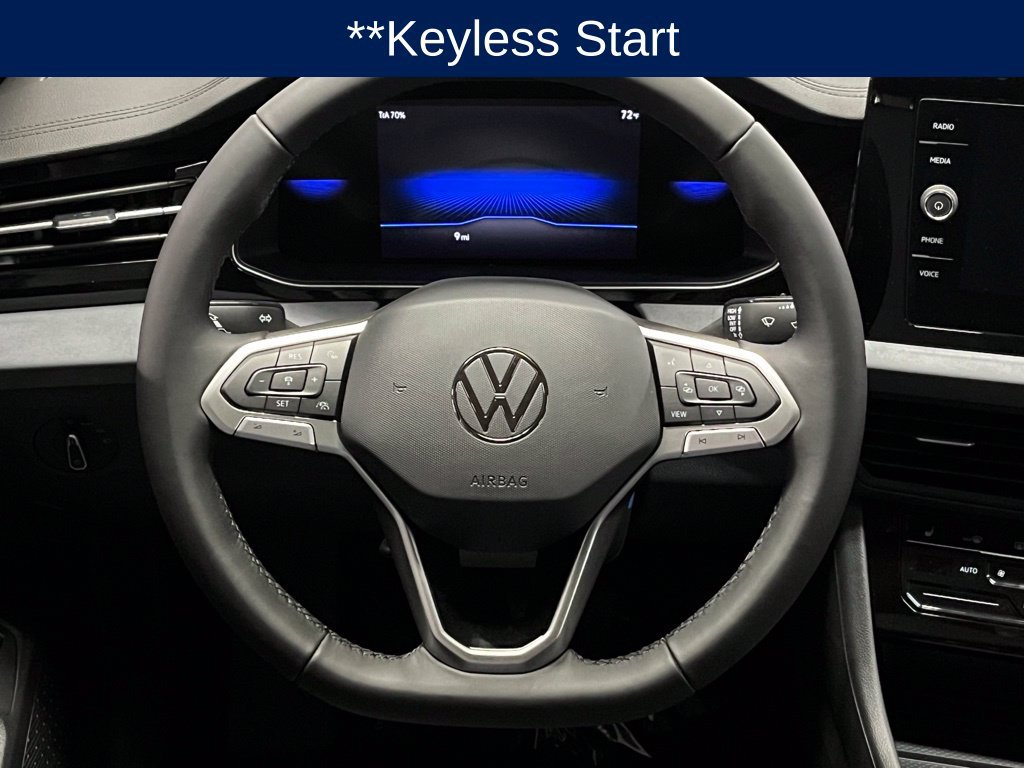 Used 2025 Volkswagen Jetta SE FWD image 8