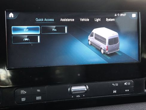 Used 2022 Mercedes-Benz Sprinter 2500 image 34