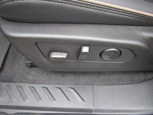 New 2026 GMC Canyon Denali AWD/4WD image 26