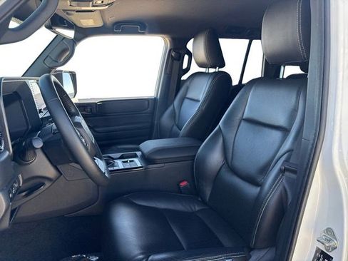 Used 2025 Toyota Land Cruiser image 11