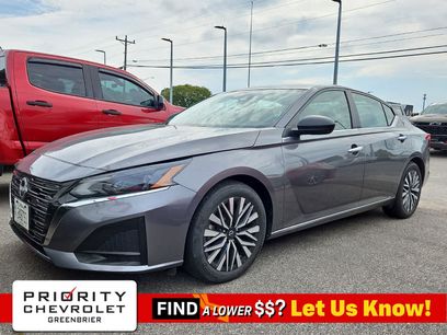 Used 2024 Nissan Altima 2.5 SV