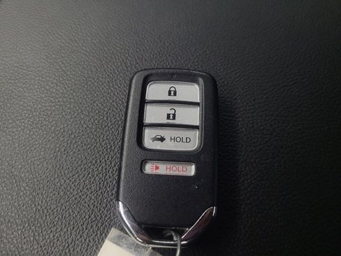 Used 2019 Honda Accord LX image 32