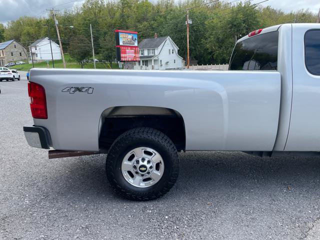 Used 2011 Chevrolet Silverado 2500 LT AWD/4WD image 8