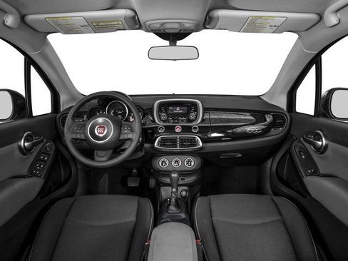 Used 2016 FIAT 500X Easy image 10