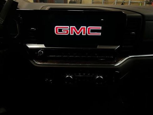 Used 2023 GMC Sierra 1500 Elevation image 10