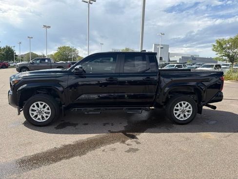 Used 2024 Toyota Tacoma SR5 RWD image 3
