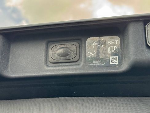 Used 2025 Ford Mustang Mach-E Premium AWD/4WD image 19