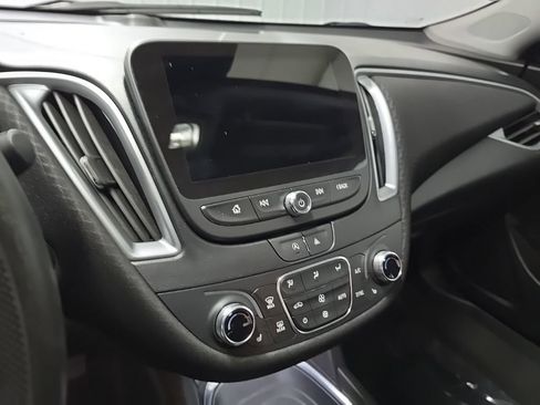 Used 2023 Chevrolet Malibu LT FWD image 23