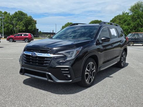 Used 2023 Subaru Ascent Limited AWD/4WD image 1