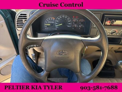 Used 1998 Chevrolet Silverado 3500 2WD Regular Cab w/ Comfort & Convenience Pkg image 18