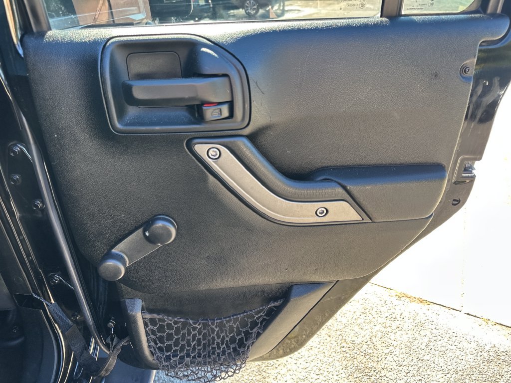 Used 2017 Jeep Wrangler Unlimited Sport w/ Connectivity Group AWD/4WD image 24