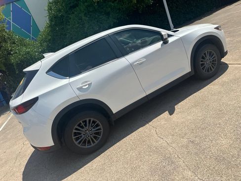 Used 2020 MAZDA CX-5 Touring FWD image 6