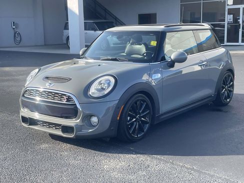Used 2018 MINI Cooper S FWD image 7