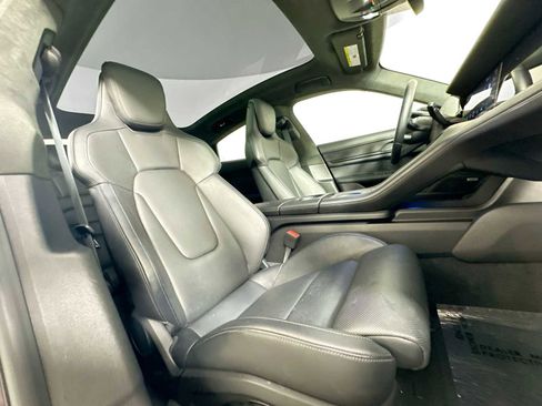 Certified 2022 Porsche Taycan GTS image 28