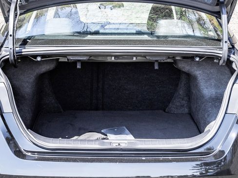 Used 2025 Nissan Altima 2.5 SV image 18