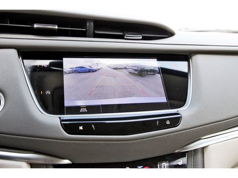 Used 2025 Cadillac XT5 Premium Luxury w/ LPO, Floor Liner Package image 27