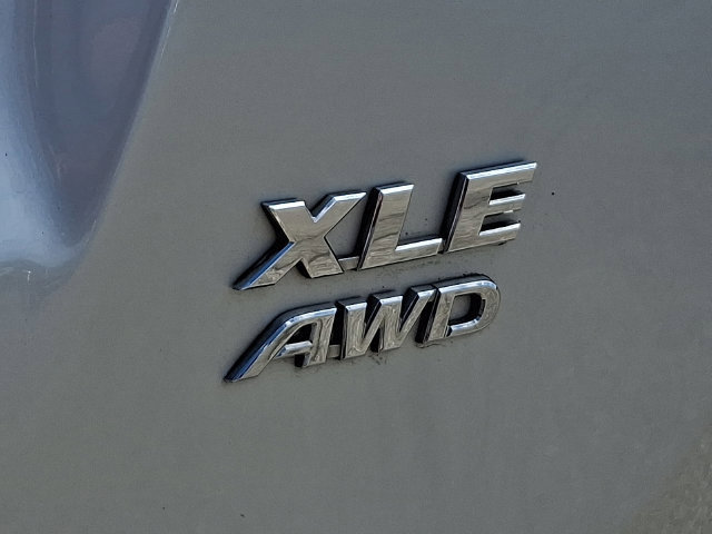 Used 2014 Toyota RAV4 XLE AWD/4WD image 33