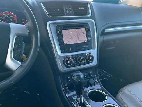 Used 2015 GMC Acadia SLT FWD image 13