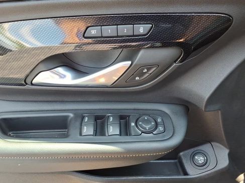 Used 2024 GMC Terrain AT4 w/ Infotainment Package II AWD/4WD image 27