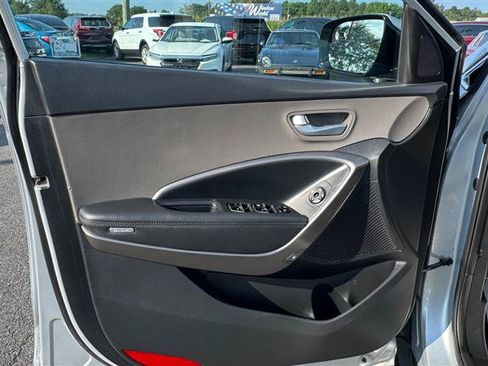 Used 2018 Hyundai Santa Fe Sport AWD/4WD image 28