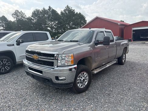 Used 2012 Chevrolet Silverado 3500 LTZ w/ LTZ Plus Package AWD/4WD image 10