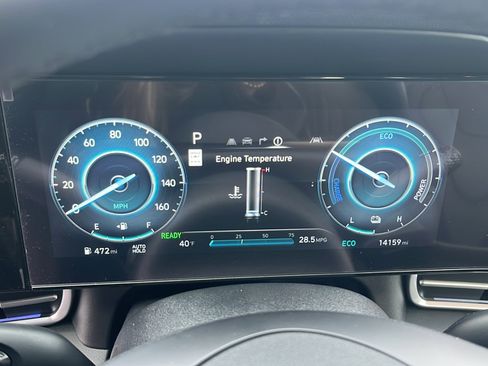 Certified 2024 Hyundai Elantra Limited image 24