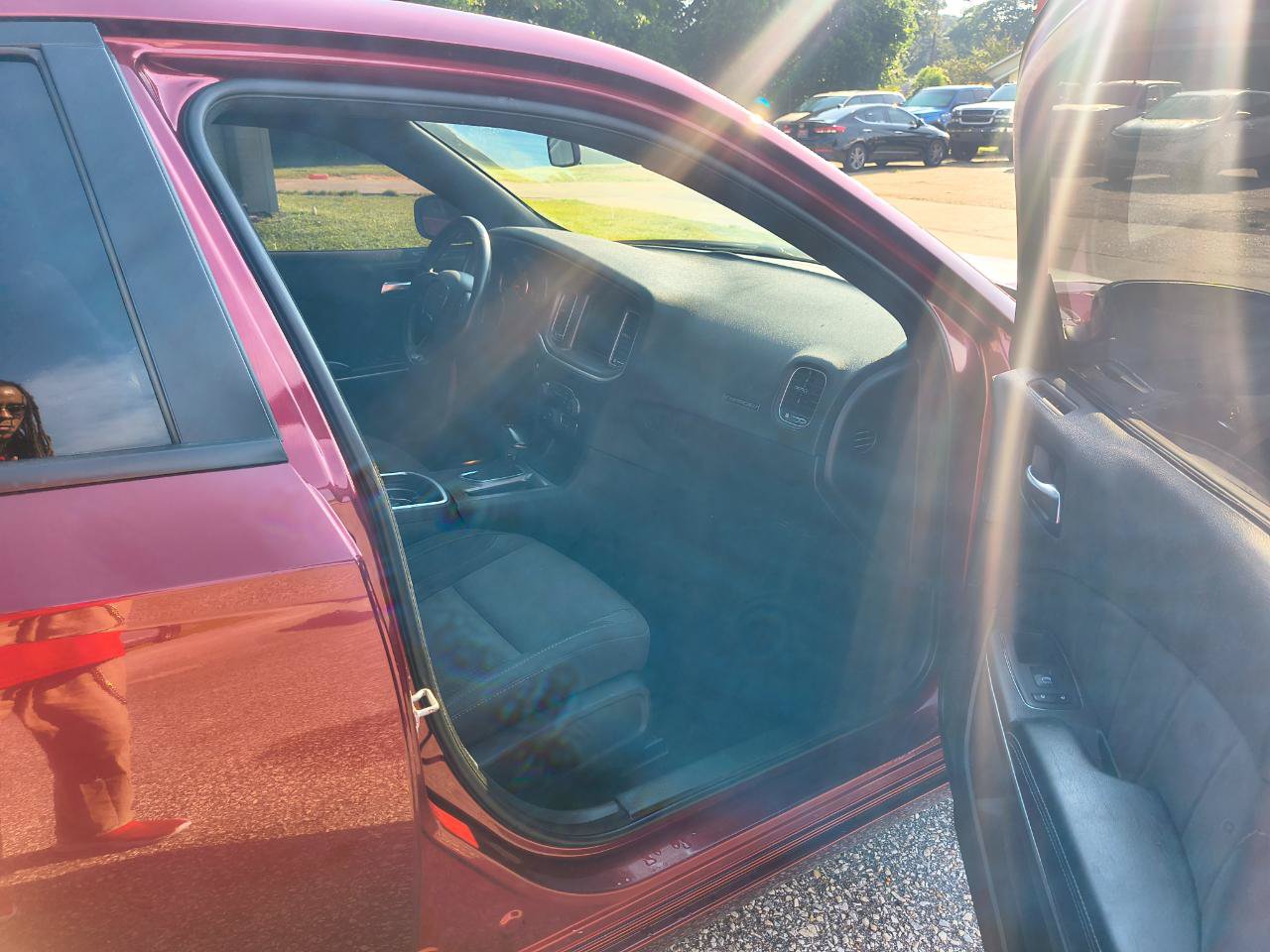 Used 2019 Dodge Charger SXT RWD image 9