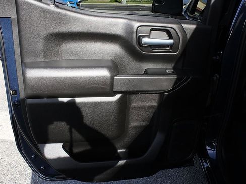 Used 2022 Chevrolet Silverado 1500 Custom w/ Safety Confidence Package image 13