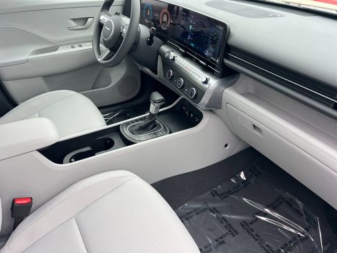 New 2026 Hyundai Kona SE image 16