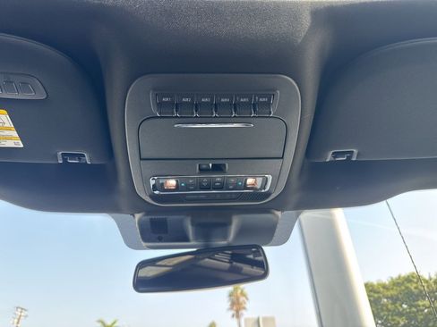 Used 2025 Ford F150 Raptor image 16