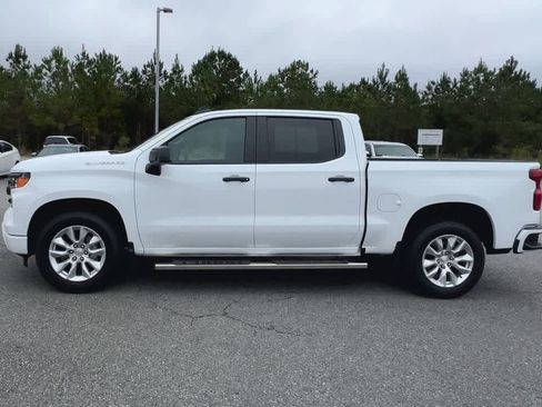 Used 2024 Chevrolet Silverado 1500 Custom image 5