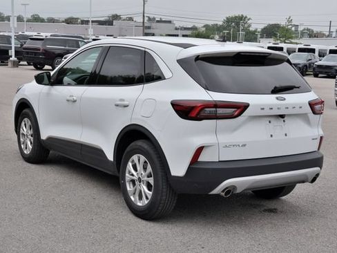 Used 2023 Ford Escape Active AWD/4WD image 4