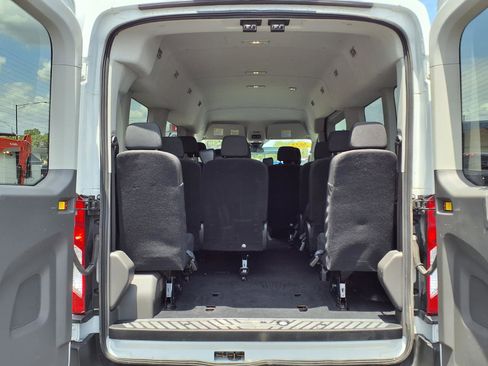 Used 2022 Ford Transit 350 XLT RWD image 6