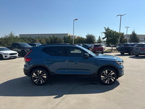 Used 2025 Volvo XC40 B5 Ultra w/ Protection Package Premier AWD/4WD image 6